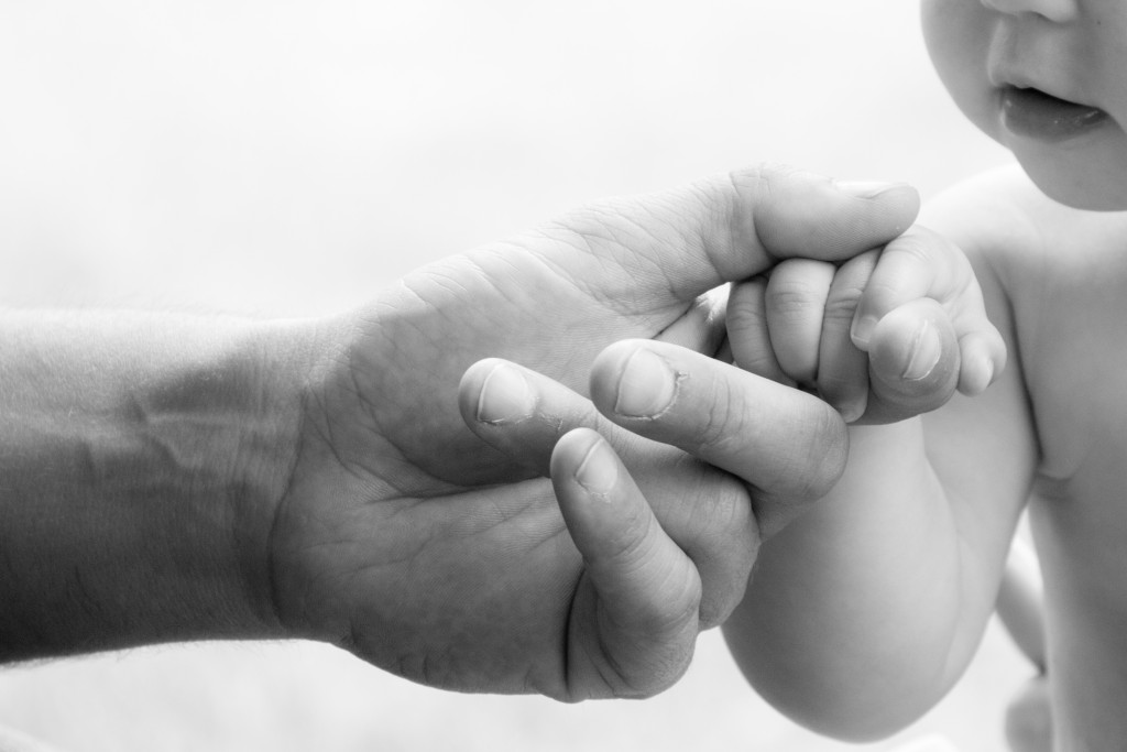 Baby Photography - little fingers